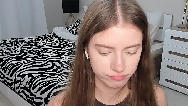 Erica_Kiss: онлайн-секс-чат