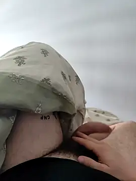 Feasting_Sparkle Pertunjukan Webcam