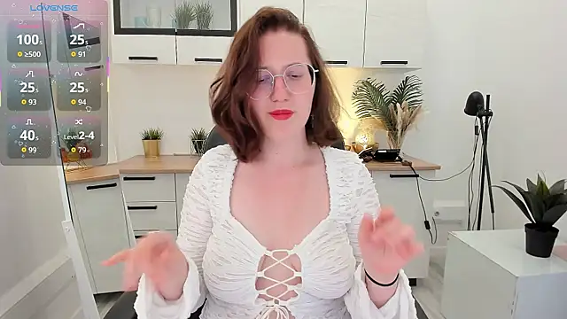 Chat +18 de Charmy_Gracy ao vivo