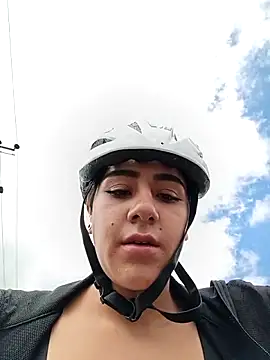 CAROLINE__07 Chat XXX in diretta