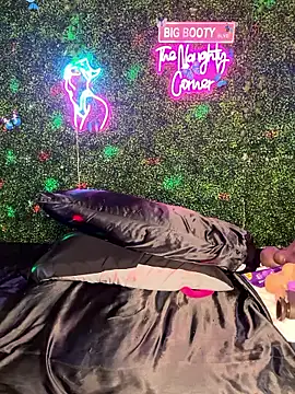 RenaThickAss: вебкам-шоу