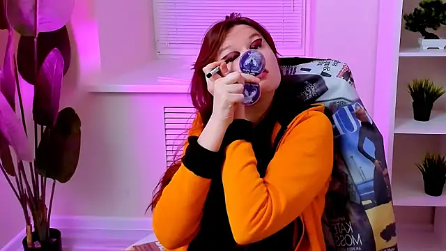 CarolGiggly's Live XXX Chat