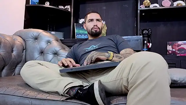 matteosantos 网络视讯表演