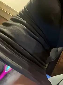 Онлайн чат XXX littleqiu