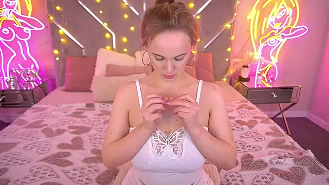 Živý XXX chat LylaYeess