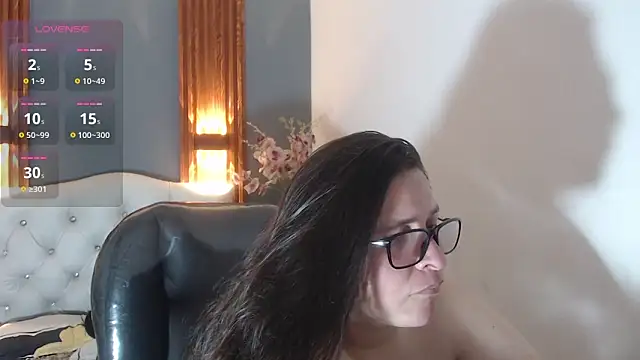 katty_femdom Pertunjukan Webcam