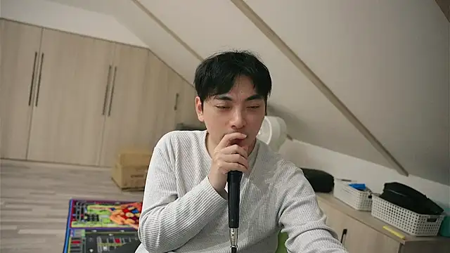 chinalover4199 在線直播表演