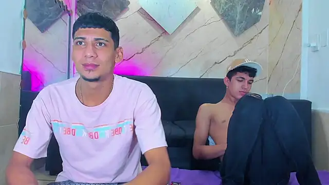 Онлайн чат XXX ALEX_KEITH26