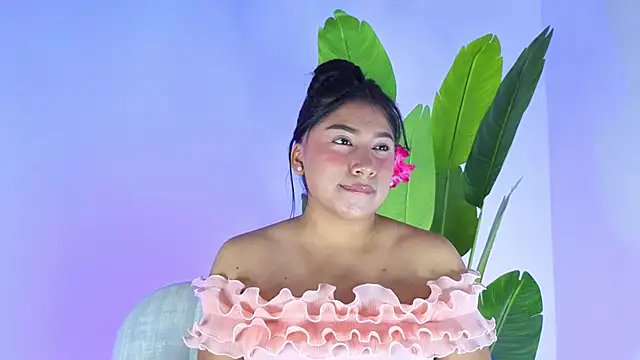 LinnaGardenia 即時 XXX 聊天