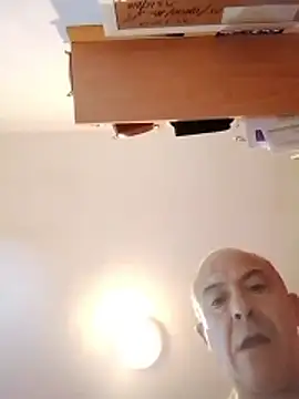 juliatoo webcam show