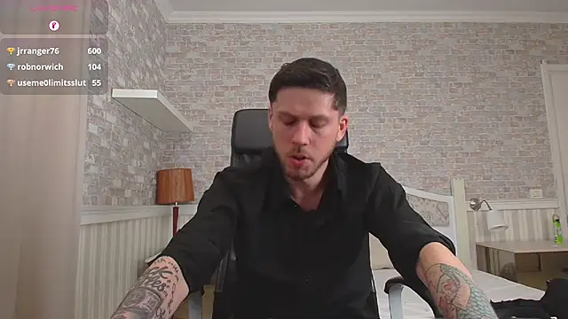 JonahShaw webcam show