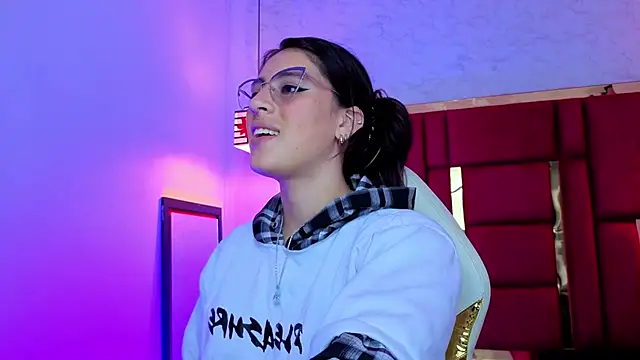 moon_winy লাইভ XXX চ্যাট