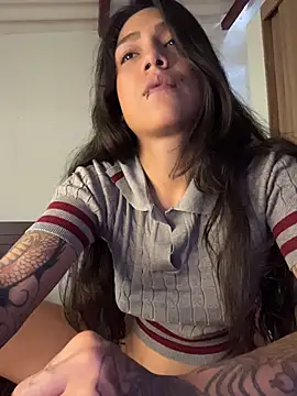 Show de Twoshotsparty420 na webcam