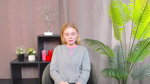 LavonaMadlem Webcam-Show