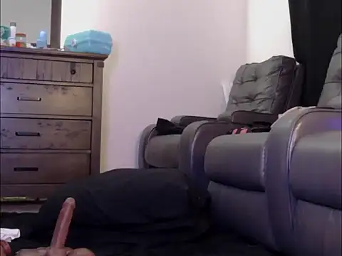 Thickkemzz41 Show in webcam