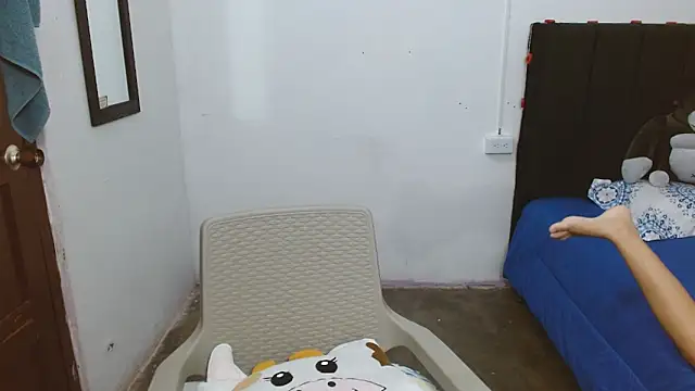 Thalian 现场XXX聊天