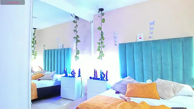 Вебкам-шоу ARIANA_CRI-X