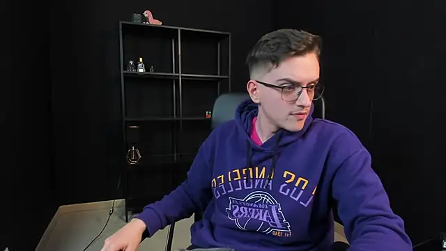 FelixStarkk 在線直播表演