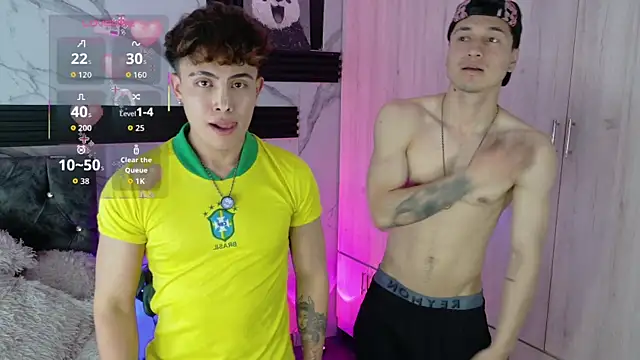 Saimonvela Adlı Modelin Canlı XXX Sohbeti