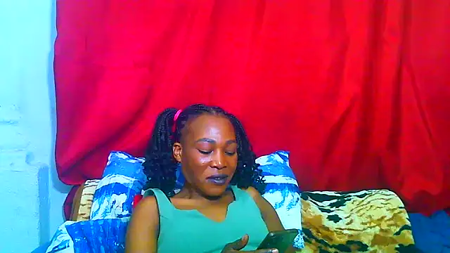 Chat +18 de freaky_naughty ao vivo