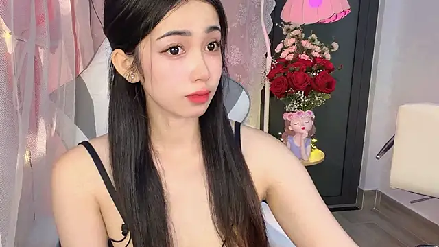 LINAA-KUTE 网络视讯表演