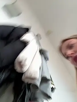 Chloemillerrxx's Live XXX Chat