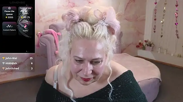 Czat XXX na żywo – Penelope_Pinky