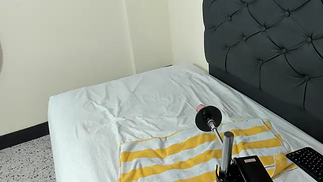 โชว์เว็บแคมของ VeluniLiore