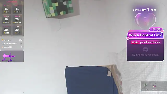 BiirdyDavis élő XXX-chatje