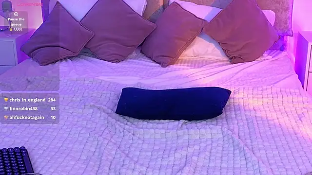 Chat +18 de _Selestia_ ao vivo