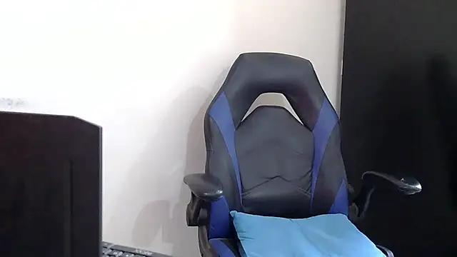 Darkkras webkamerás műsora