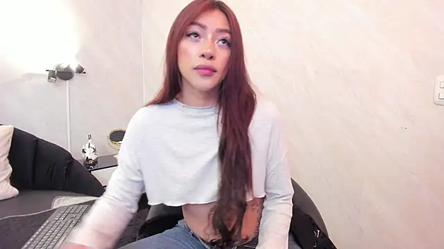 Chat XXX en directo de DAKOTA_SAKURA