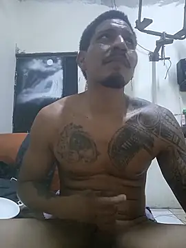 cielo420 Adlı Modelin Canlı XXX Sohbeti