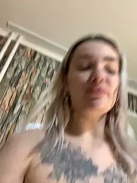 XXX chat uživo modela Sextazy