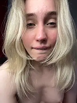 LovelyMiuのウェブカメラショー