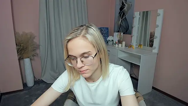 KarinStfleur: онлайн-секс-чат