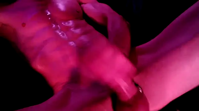 SpunsieLoveのライブXXXチャット