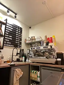 cinnabon_ Chat XXX in diretta