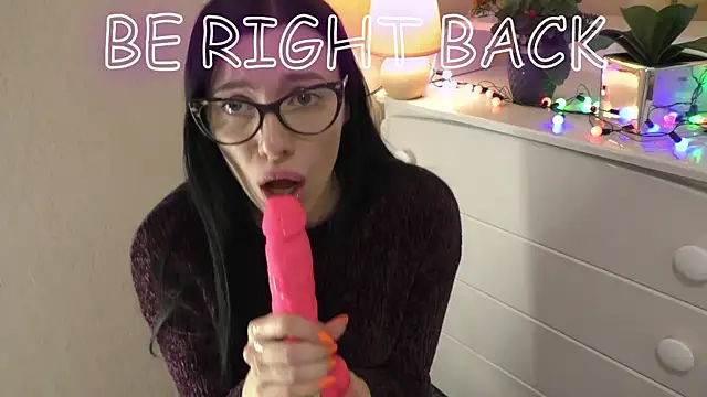 honeyed_poison élő XXX-chatje