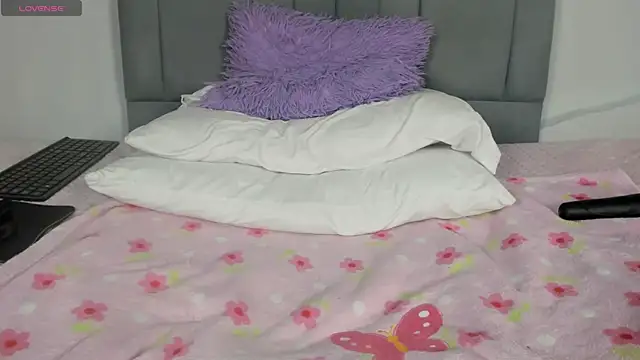 Sophia_Ebony Live XXX-Chat