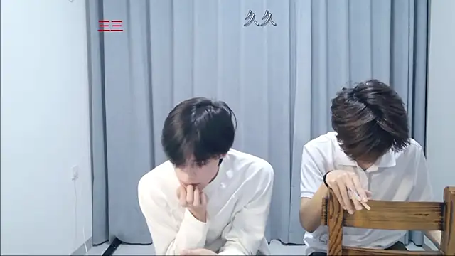 stripcha-798 网络视讯表演