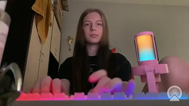 britneylovely Pertunjukan Webcam