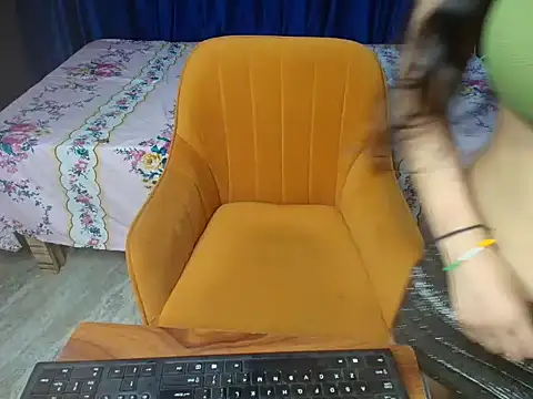 Webkamerová show its-sarika01