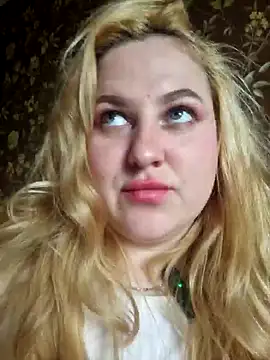 LianaJu live XXX chat