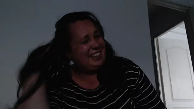 WendyRhoades élő XXX-chatje