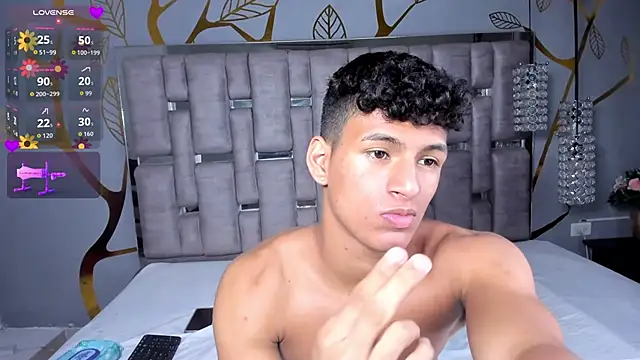 Chatroom XXX en direct de DomenicoRey