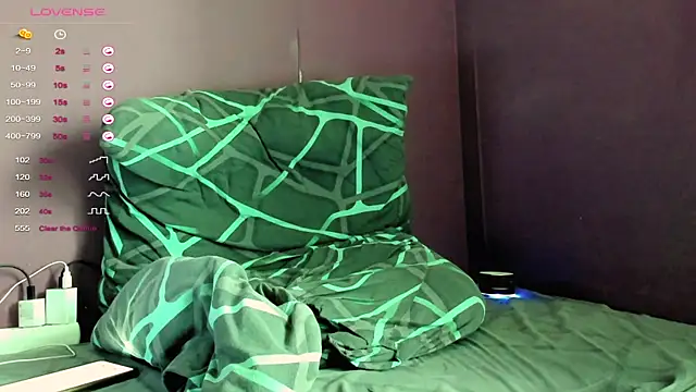 freddy_prett: απευθείας συνομιλία ΧΧΧ