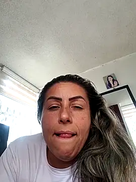 maynor_1998's Webcam Show