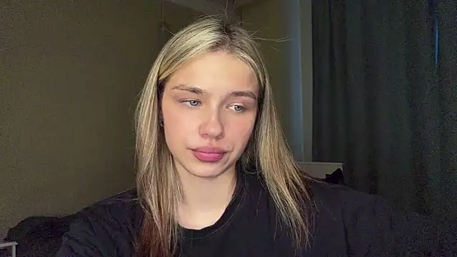 EarthaStinett webcam show