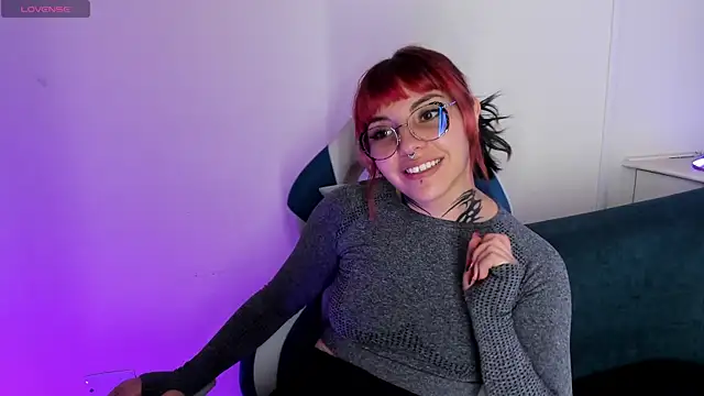 morgana_white Adlı Modelin Canlı XXX Sohbeti